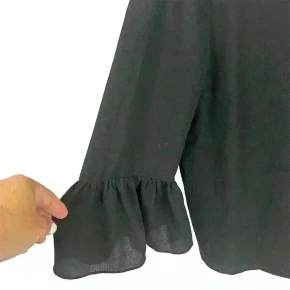 Elle Women's Black Bell Sleeve Top 3/4 Sleeve Blouse Size M Casual - Picture 4 of 10